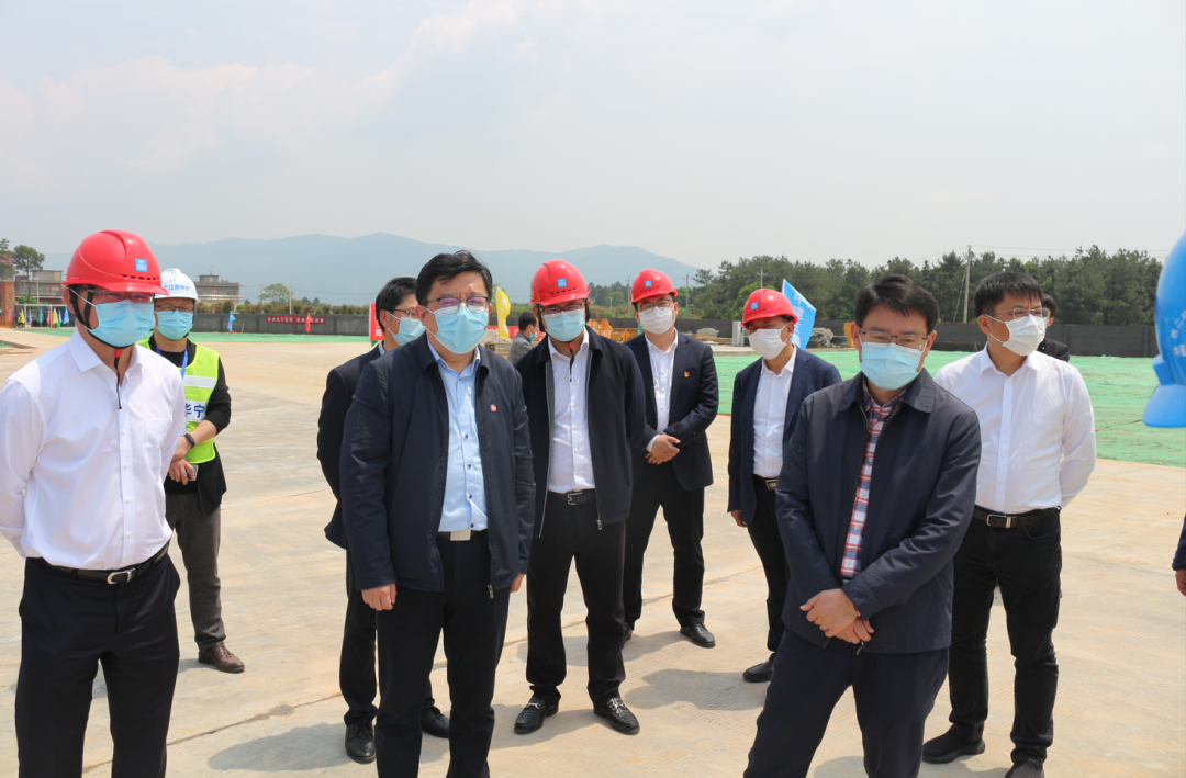 ���г����º�ȫ�ߵ���������������Ŀ