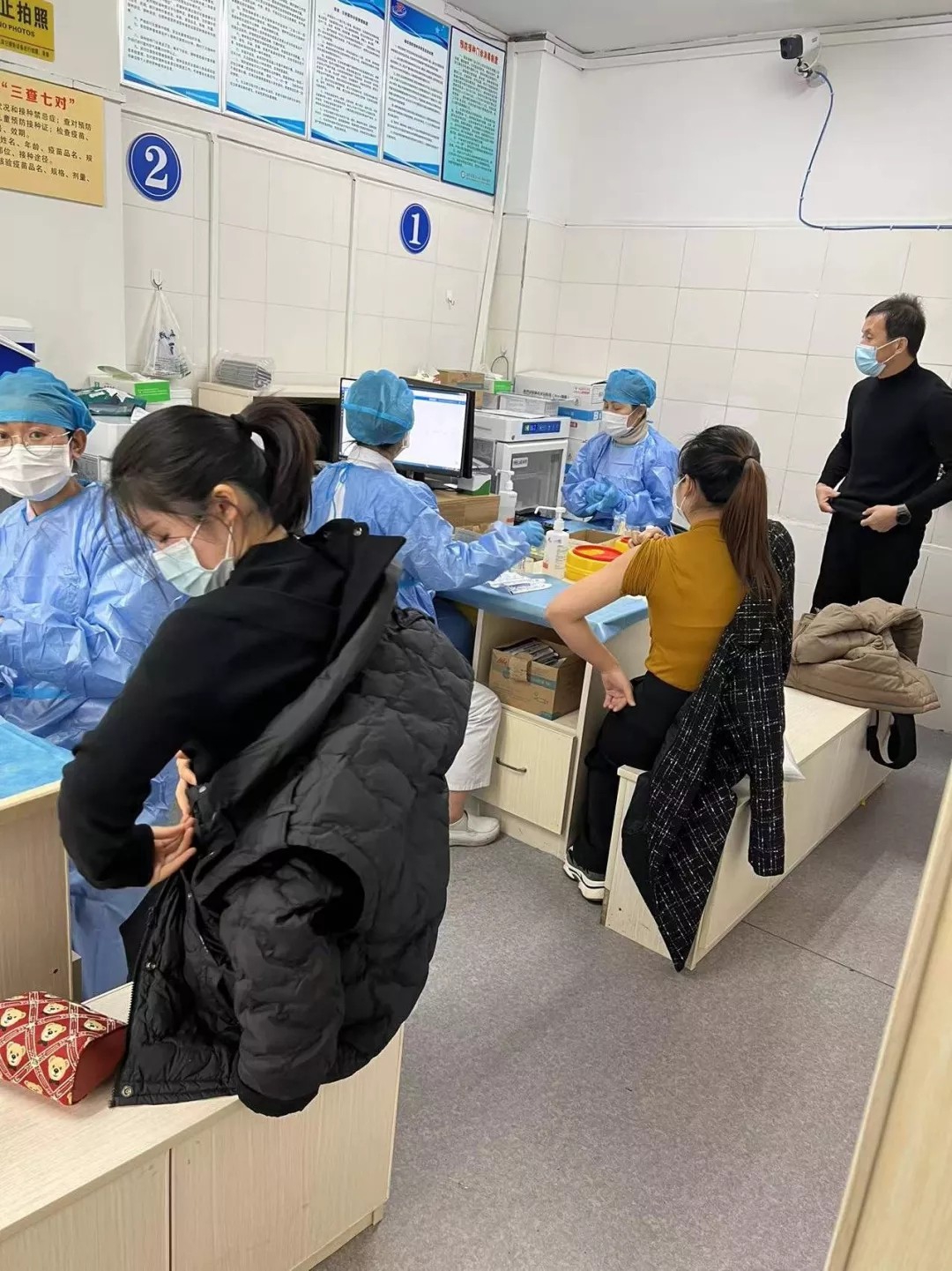 �ϲ���Ͷ���������ο�����Ч�� ��֯Ա�����֡���ǿ�롱